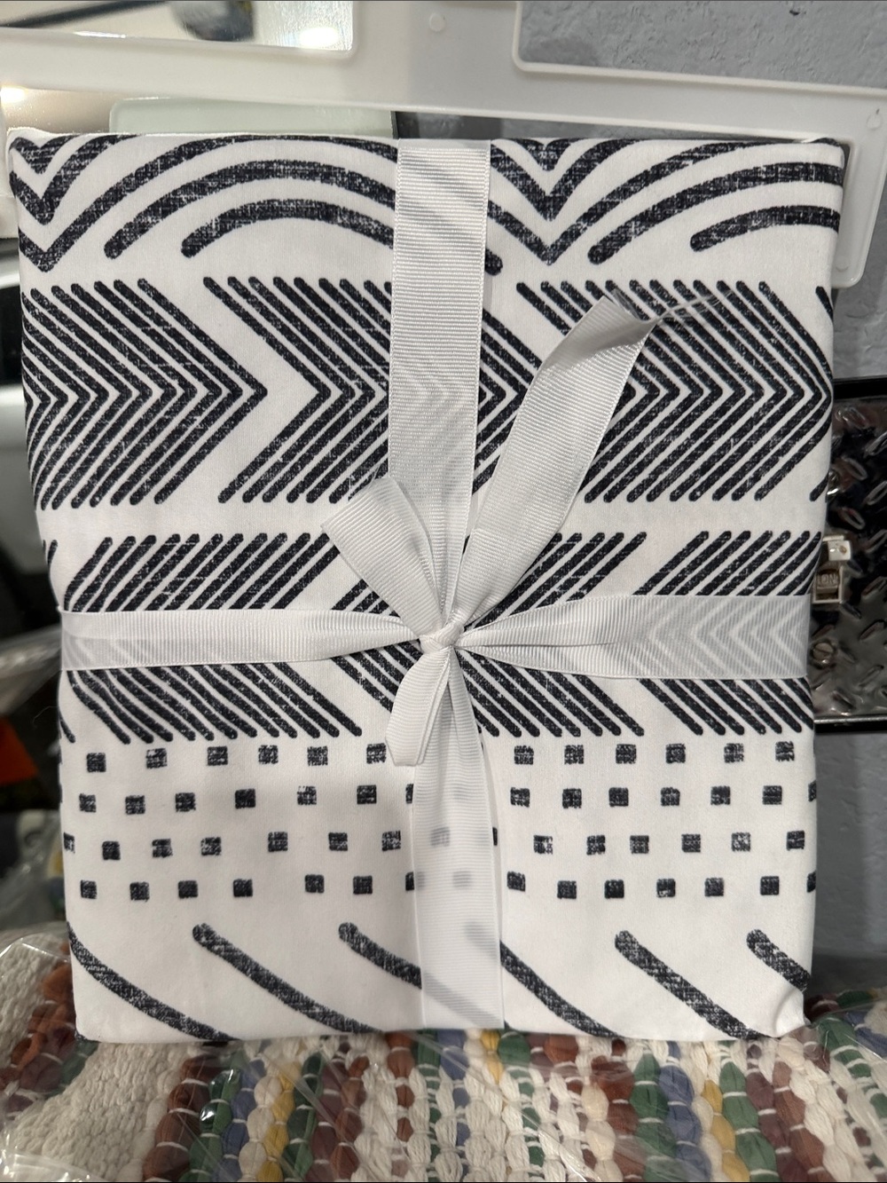 Black and White Geometric Shower Curtain -l